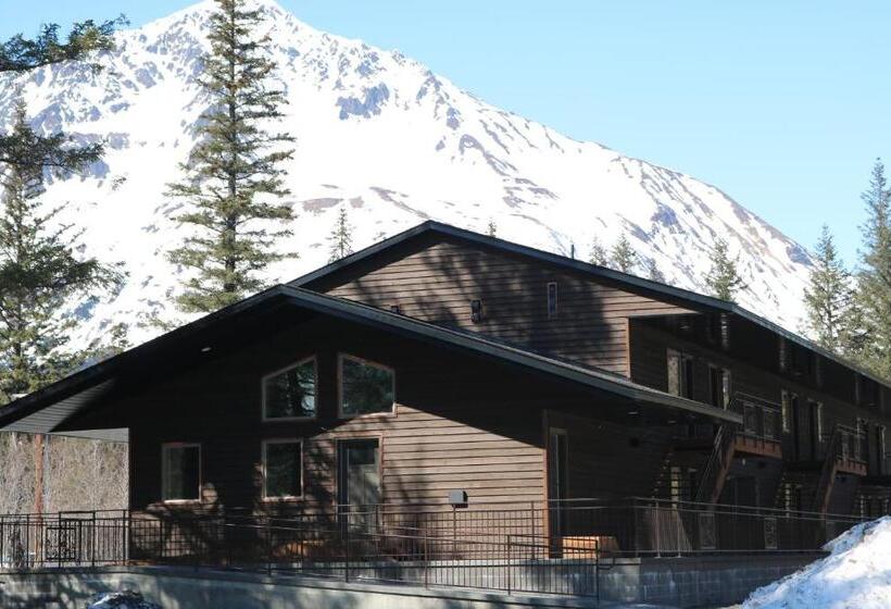 Студия Стандарт, Spruce Lodge