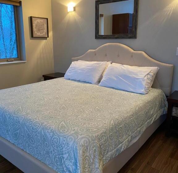 Шале 1 Спальня, Spruce Lodge