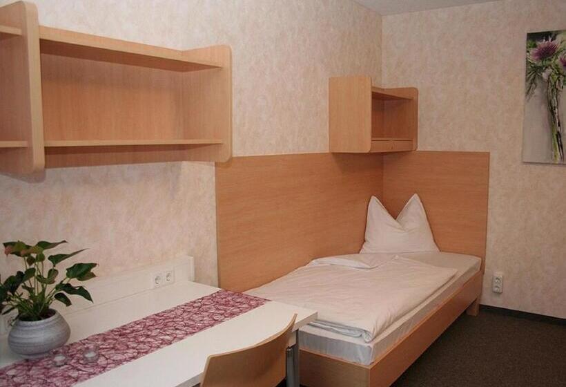 Трехместный Номер Стандарт с Балконом, Sommerhaus