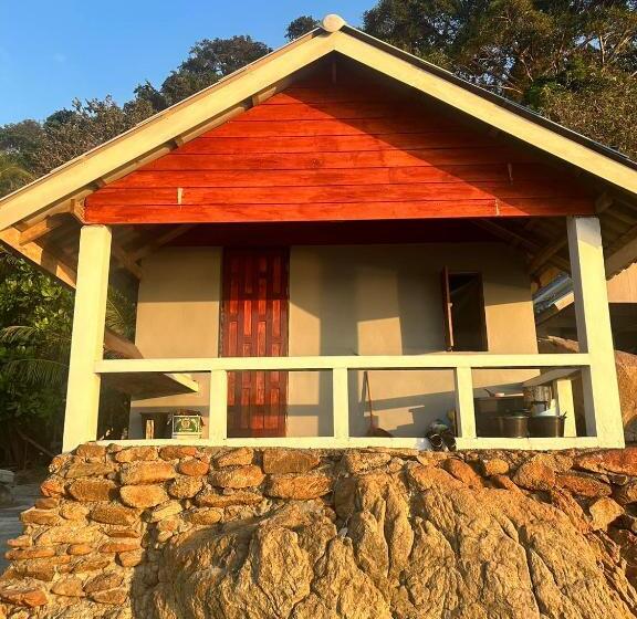 بنجلو قياسى, Lae Tawan Bungalow