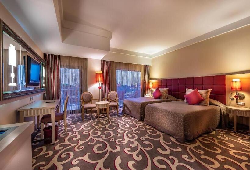 스위트, Cornelia Diamond Golf Resort & Spa