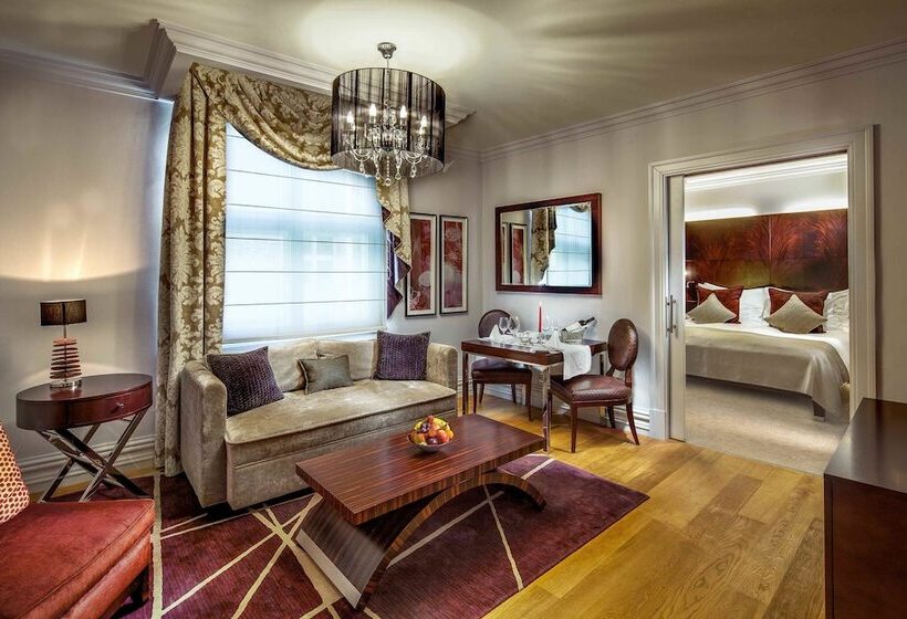 سوییت خانوادگی, The Grand Mark Prague   The Leading Hotels Of The World