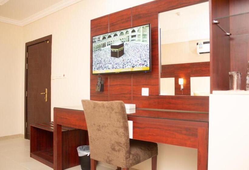 Quarto Deluxe, Farha International Furnished Units 3