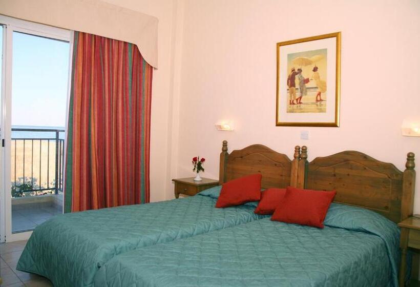 低层单卧公寓, Akamanthea Holiday Village
