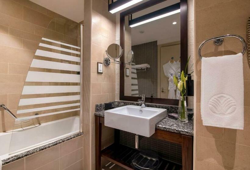 Номер Стандарт Вид на Море с Балконом, Amwaj Rotana, Jumeirah Beach   Dubai