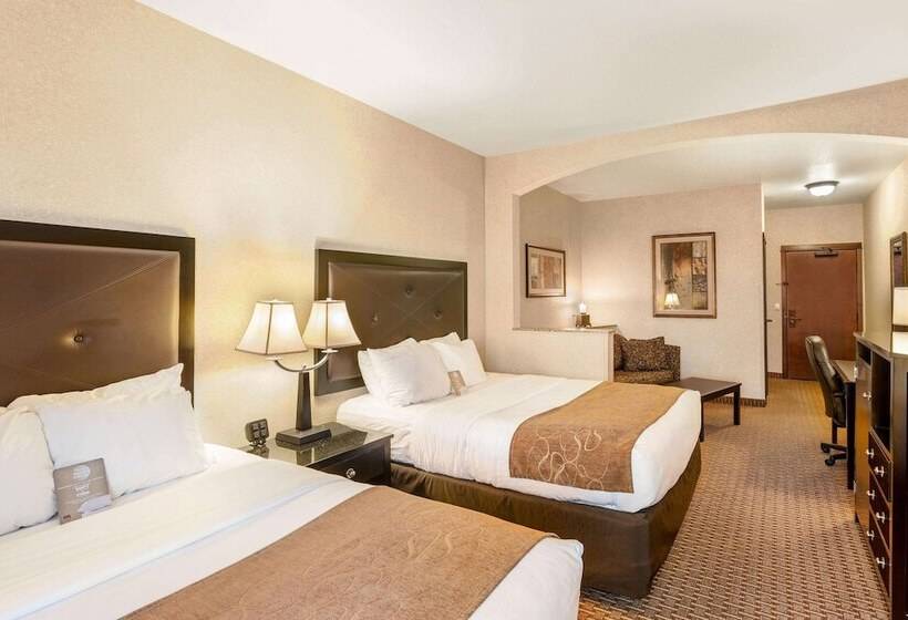 Люкс, Comfort Suites Moses Lake