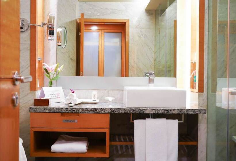 标准间带双人床, Crowne Plaza Today Gurugram, An Ihg