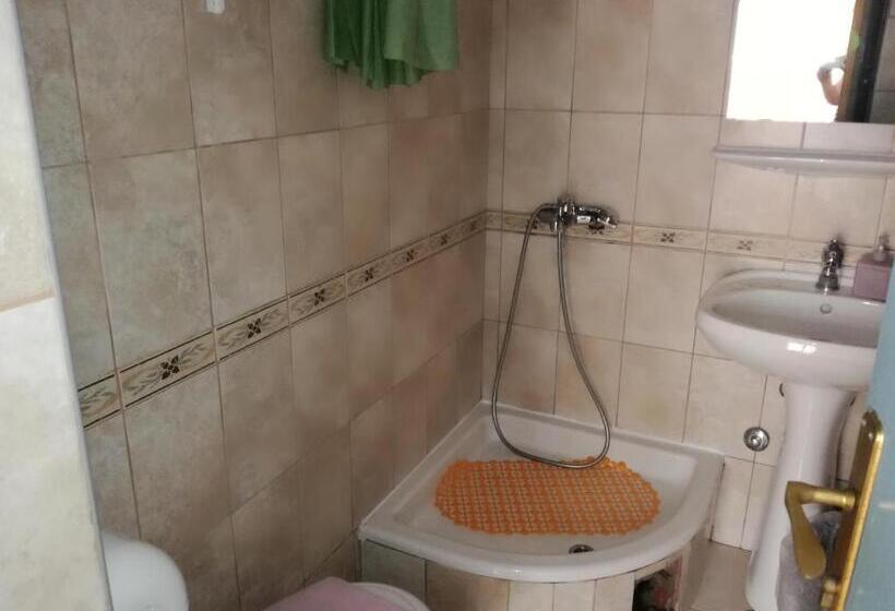 اتاق استاندارد با بالکن, Guest House Vila Bak