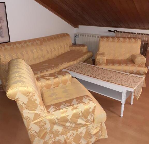 سوئیت 2 خوابه, Guest House Vila Bak