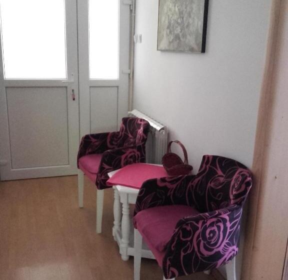 آپارتمان 1 خوابه همکف, Guest House Vila Bak