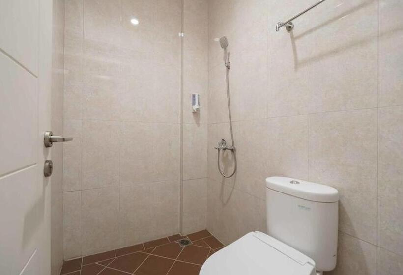 Номер Стандарт, Wisma Kpbd Residence Syariah Mitra Reddoorz