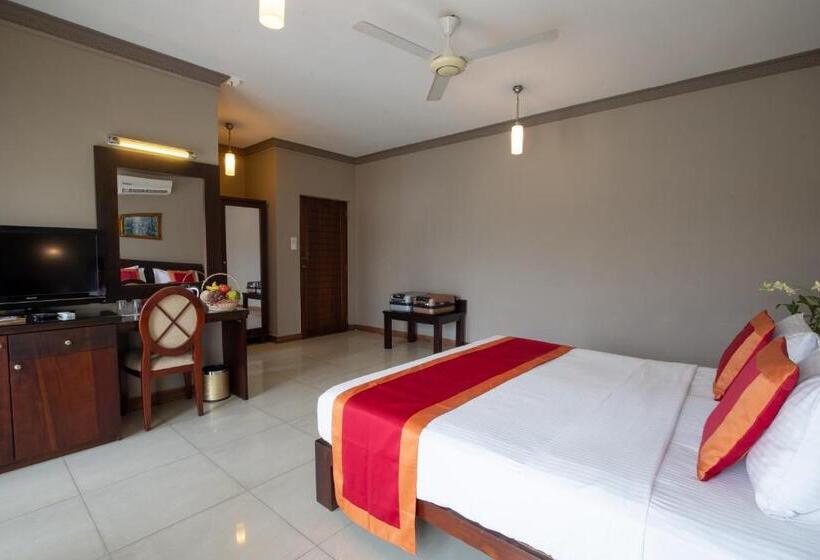 Номер Deluxe с Балконом, Kings Ridge Kandy
