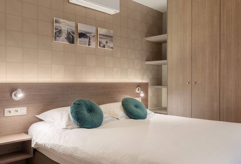 إستوديو قياسى مطل على البحر, C Hotels Excelsior