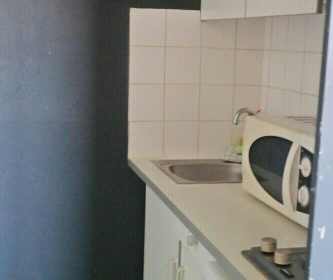 Студио Economy, Budget Flats Leuven