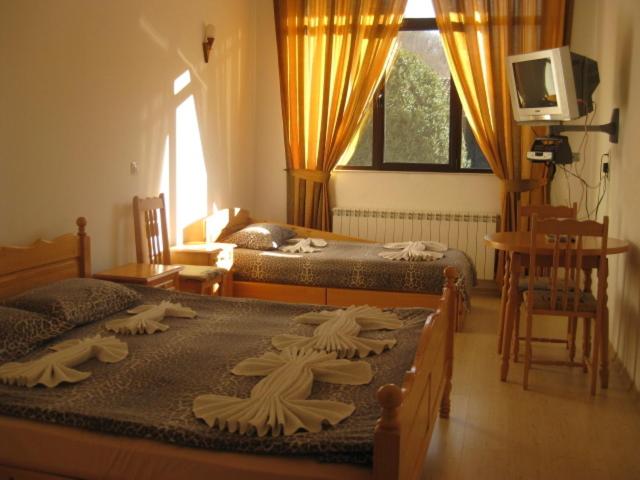 스탠다드 트리플 룸, Guesthouse Hitar Petar