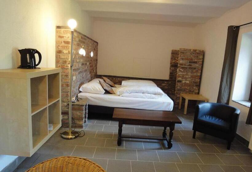 Студия Стандарт, Parkhotel Villa Des Effats Vielsalm