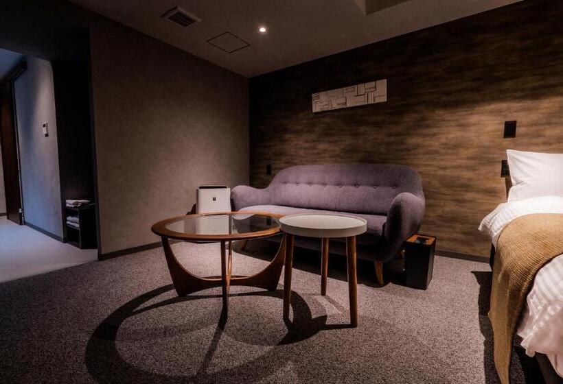 豪华三人间, Randor Hotel Namba Osaka Suites