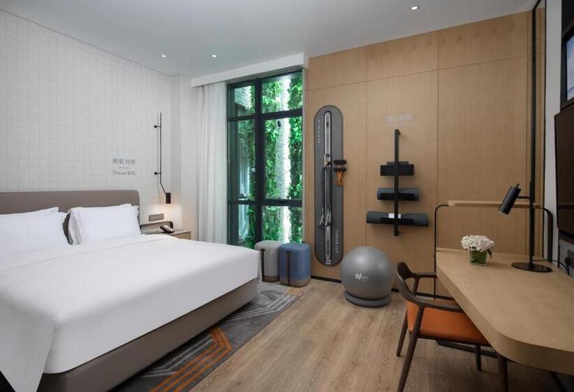 带大床的标准间, Even Hotel Shenzhen Nanshan, An Ihg