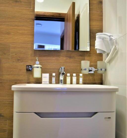 آپارتمان 1 خوابه با بالکن, Apartments Sirena