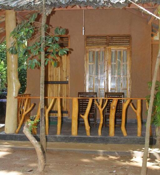 اتاق لوکس با تخت بزرگ, Green Park Safari House & Eco Tree House