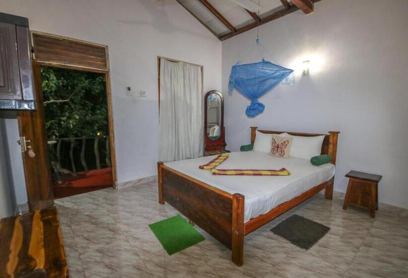 اتاق لوکس با بالکن, Green Park Safari House & Eco Tree House