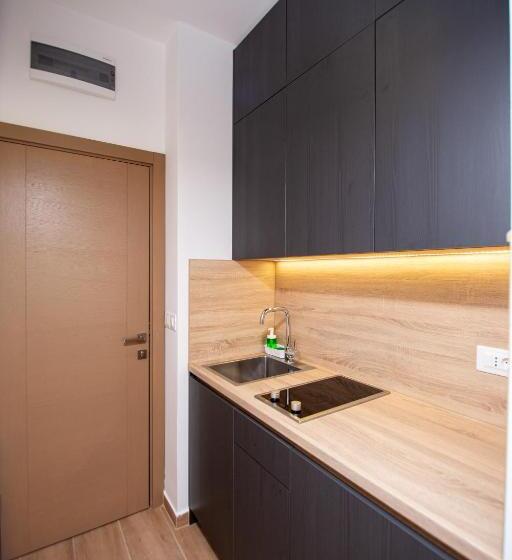 آپارتمان لوکس 1 خوابه, Apartments Sirena