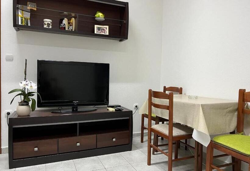 آپارتمان 1 خوابه همکف, Apartments Sirena