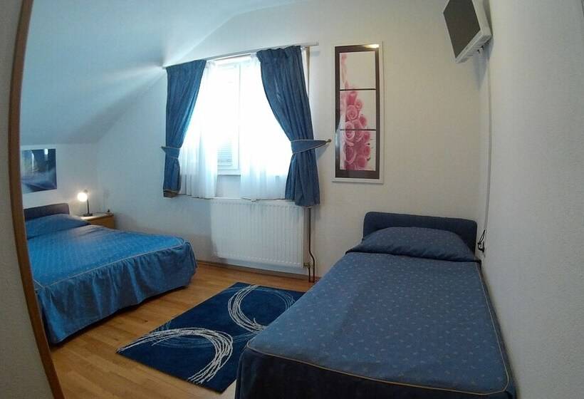 اتاق استاندارد سه تخته با بالکن, Plitvice Pension Perisic
