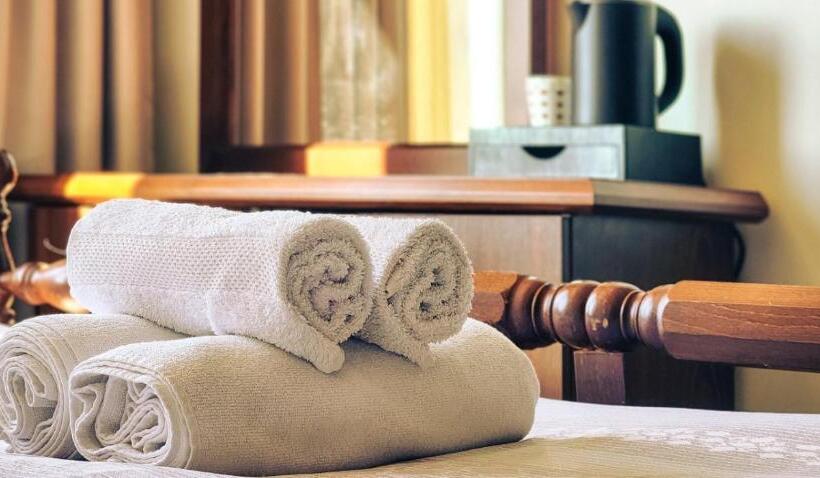 سوئیت رویال, Royal View Hotel And Spa