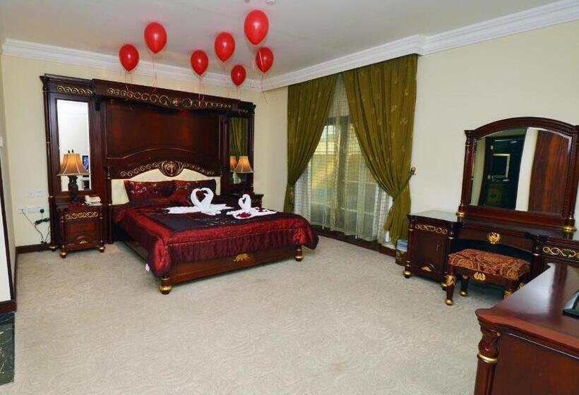سوئیت پرزیدنت, The Convention Center & Royal Suites