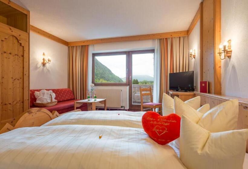 Номер Стандарт с Балконом, Hubertushof   Ihr Hotel Mit Herz