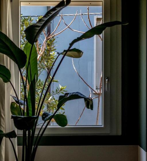 اتاق استاندارد, Lu. B&b