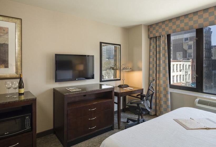 اتاق لوکس, Hilton Garden Inn New York/tribeca