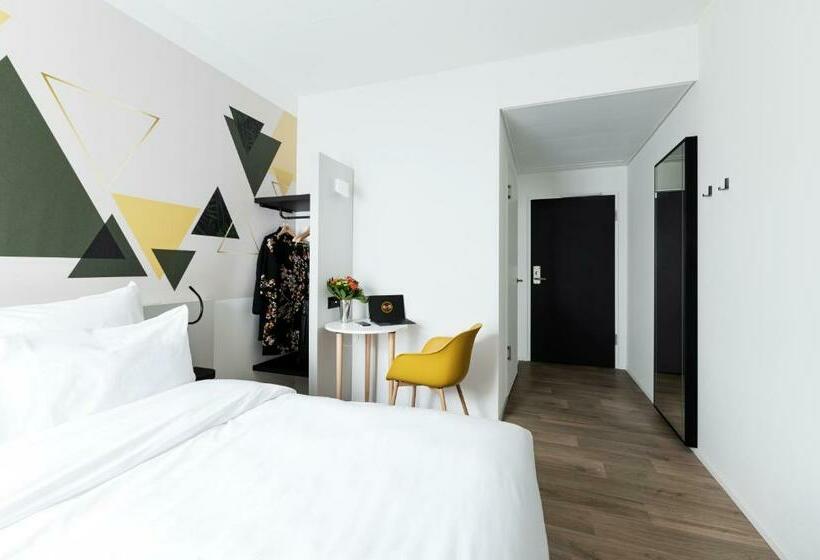 Номер Стандарт, B&b Hotel Oftringen