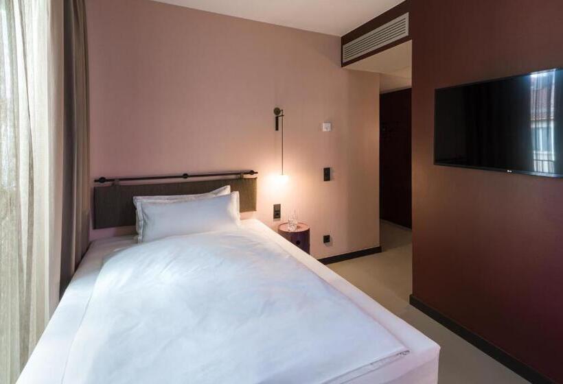 اتاق استاندارد, Emilu Design