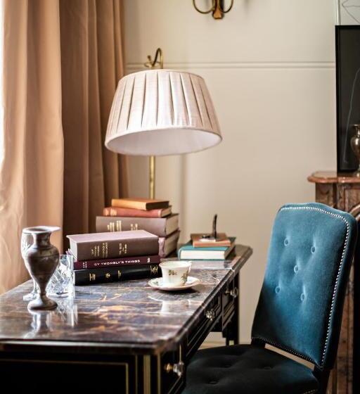 ロイヤルスイート, Nomad London