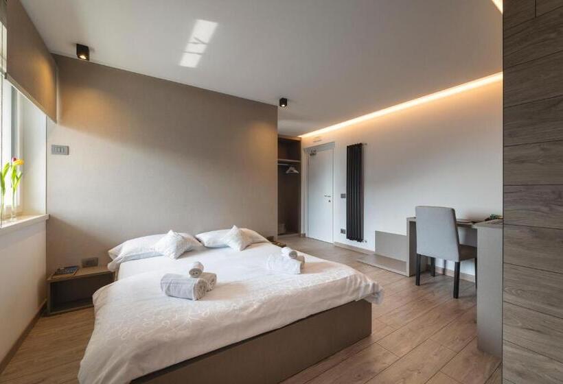 스탠다드 자쿠지 룸, Castel Mani