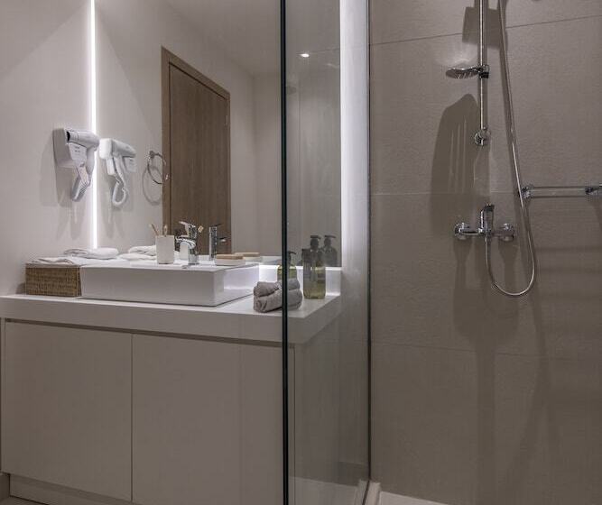 اتاق استاندارد, Gallery Suites & Residences