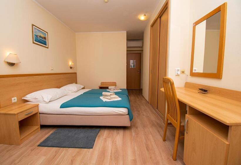 Номер Стандарт с Балконом, Centinera Resort