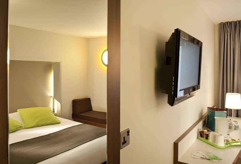 Номер Стандарт, Campanile Hotel Northampton