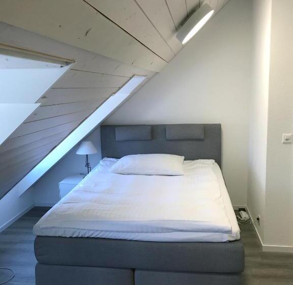 Номер Стандарт, Hôtel De L Ecluse