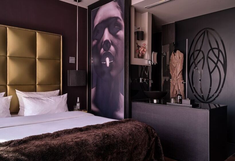 Номер Deluxe, Roomers, Frankfurt, A Member Of Design Hotels