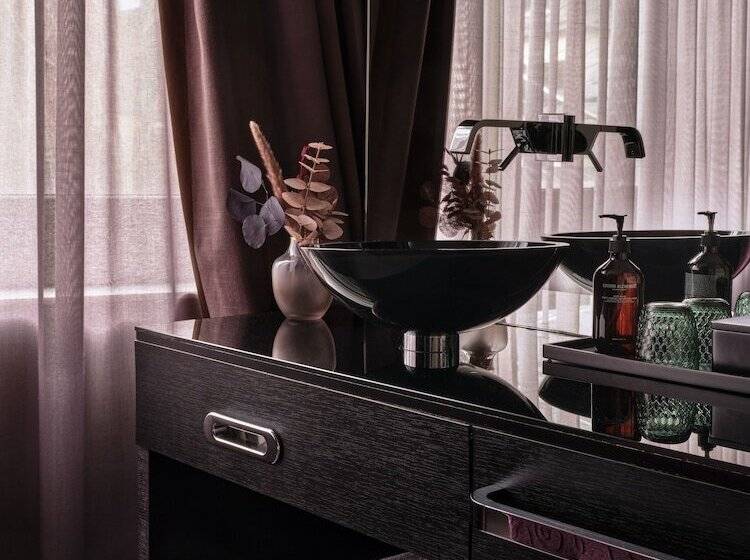 Номер Стандарт, Roomers, Frankfurt, A Member Of Design Hotels