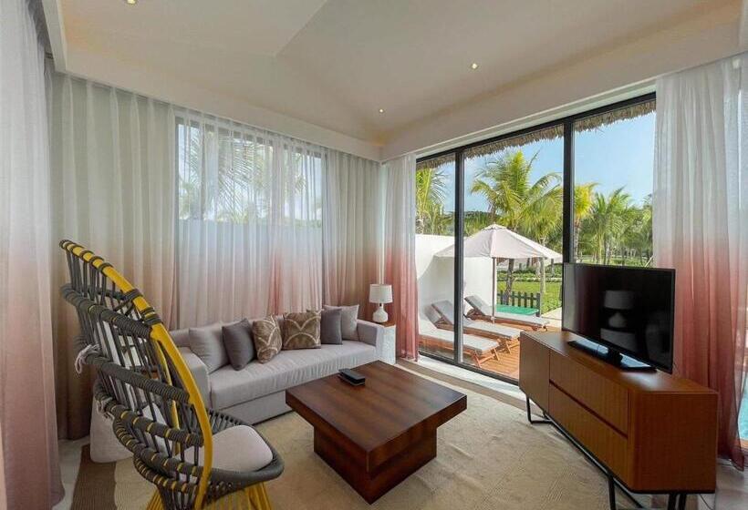 ویلای لوکس 1 خوابه, New World Phu Quoc Resort