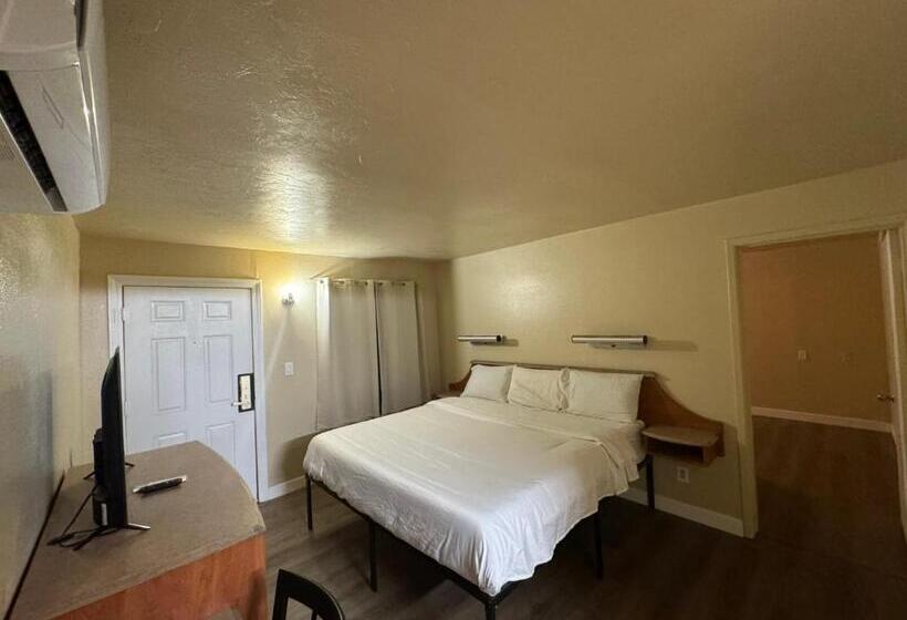 Люкс Deluxe Кровать Кинг, Happy Smart Inn I 10 Eloy And Casa Grande