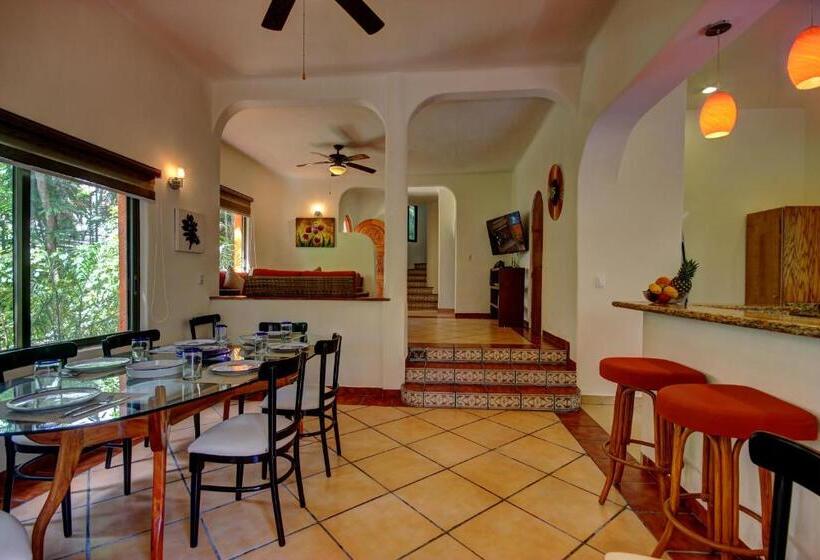 Willa 4 sypialnie, Riviera Maya Suites