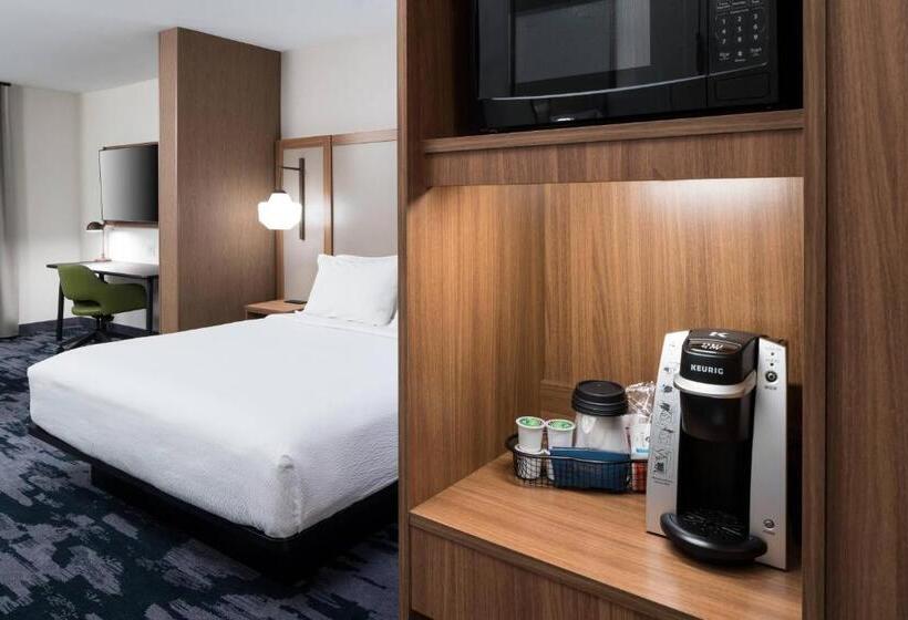 Люкс Кровать Кинг, Fairfield Inn & Suites By Marriott Savannah I95 North