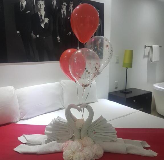 Suite, Mayafair Design