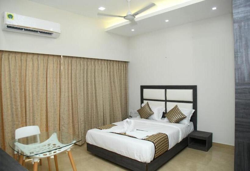 غرفة ديلوكس سرير كينج, Century Courtyard