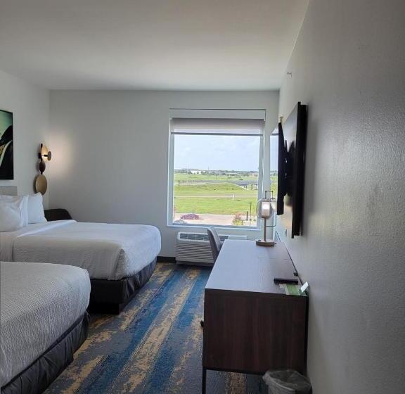 Номер Стандарт, La Quinta Inn & Suites By Wyndham Terrell